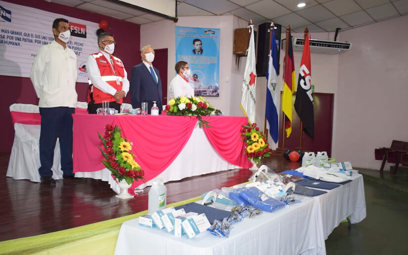 donacion-cruz-roja-cooperacion-alemana-hospital-aleman-nicaraguense